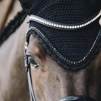 Kentucky Horsewear Fliegenhaube long stone &amp; pearl soundless schwarz