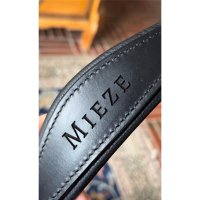 Ledergravur auf Melzer Genickstück