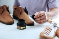 Kaps Delicate Schuhcream mit Schwamm 50 ml schokolade